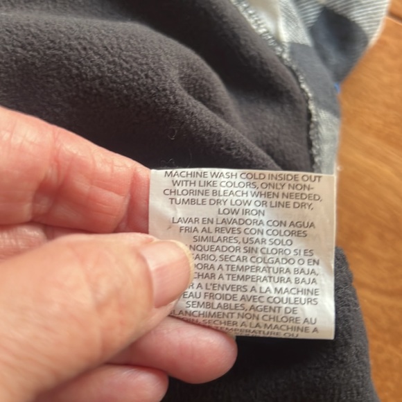 ⭐️HP⭐️Lee Riders Flannel shirt. Lined body. Brushed for softness. Button down. - Picture 8 of 9